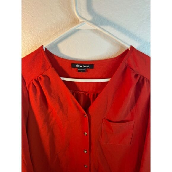 New Look red blouse with gold buttons size small - Picture 2 of 3